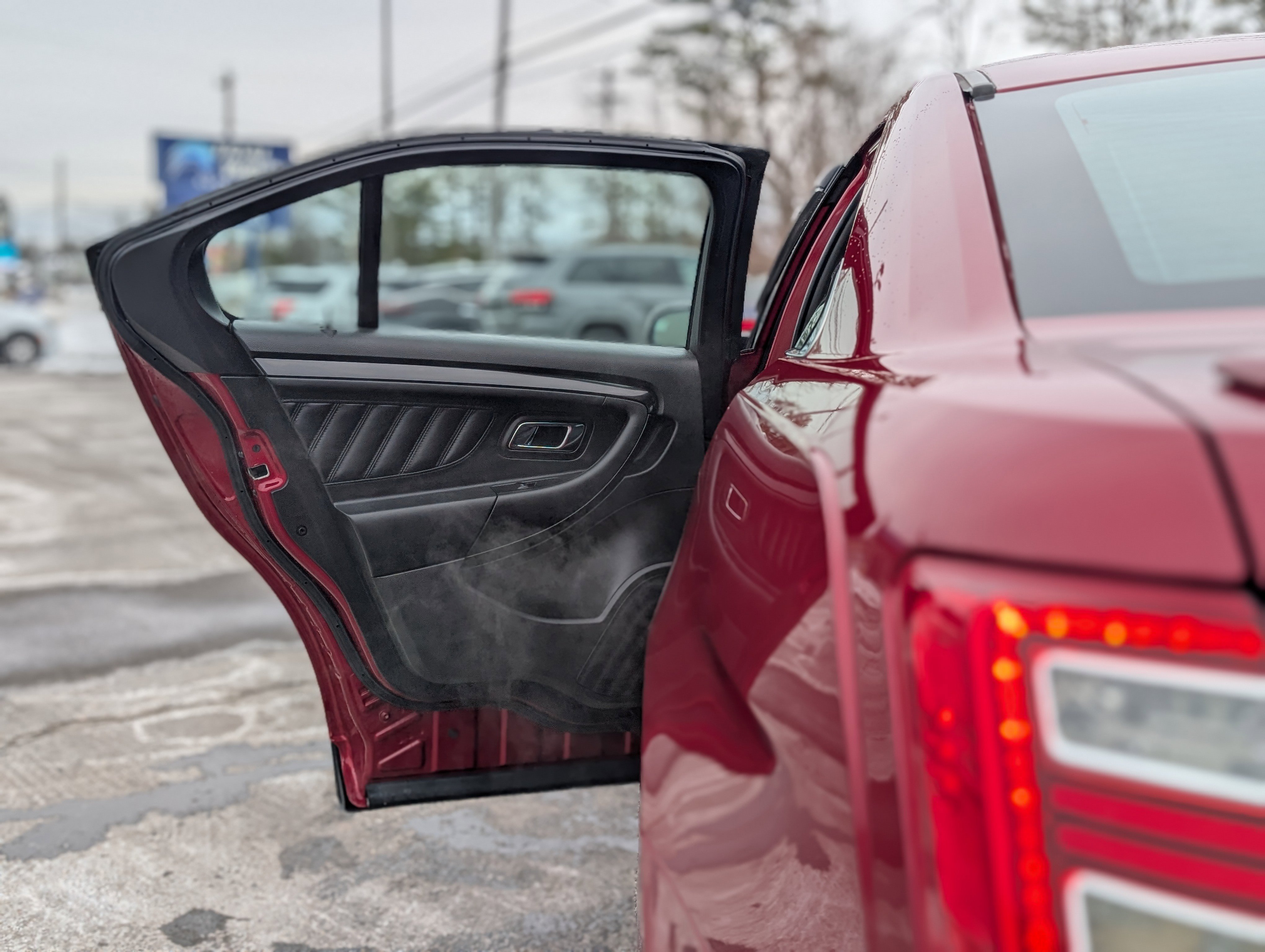 Used 2014 Ford Taurus SHO w/ Equipment Group 401A image 40