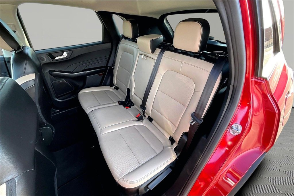 Used 2022 Ford Escape SEL w/ Technology Package image 26