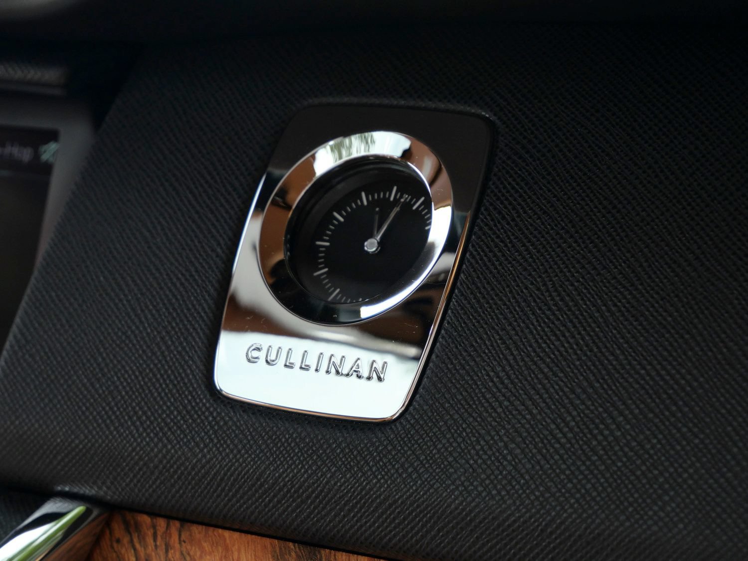 Used 2019 Rolls-Royce Cullinan AWD/4WD image 14