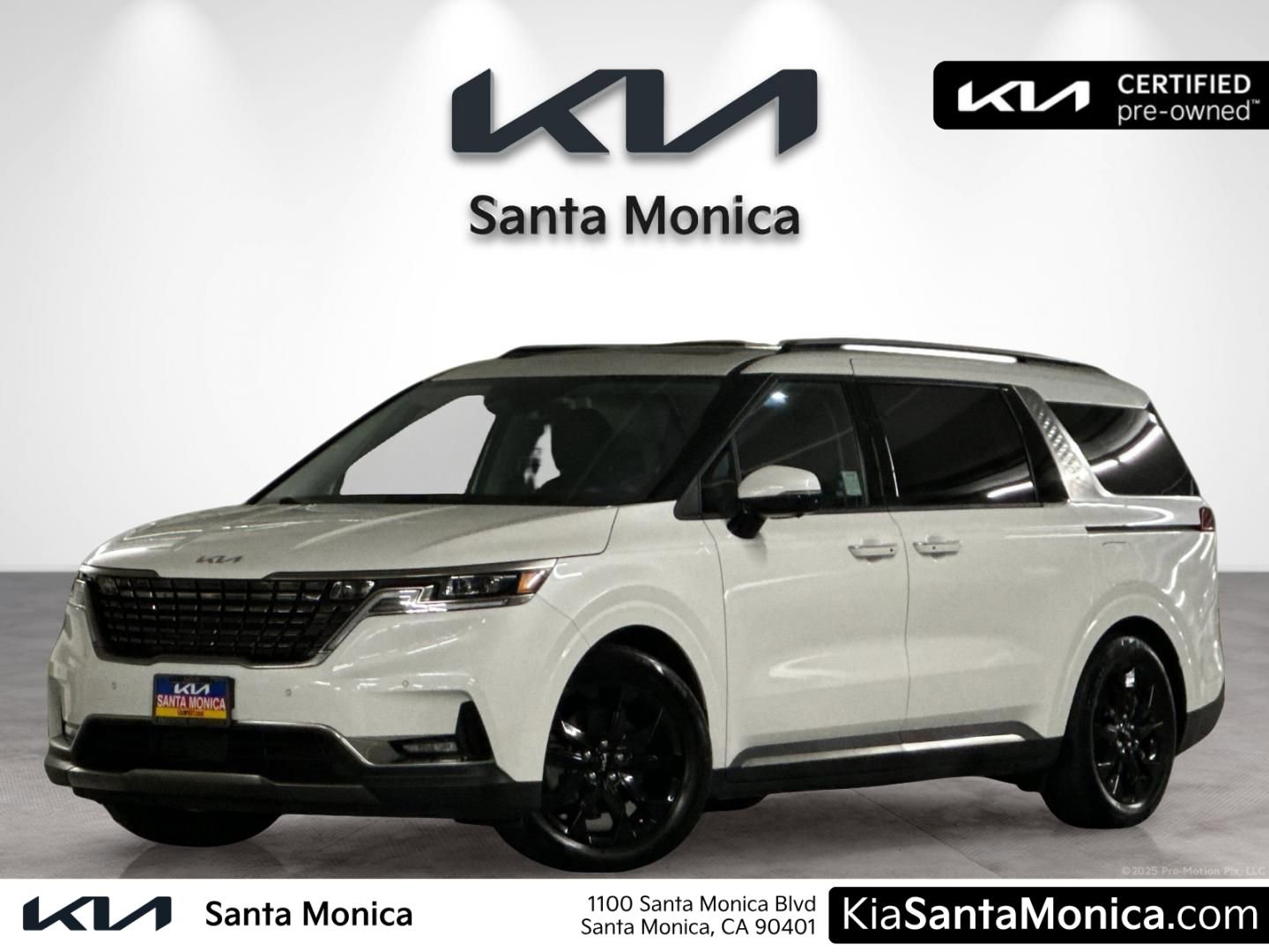 Used 2023 Kia Carnival SX Prestige FWD image 1
