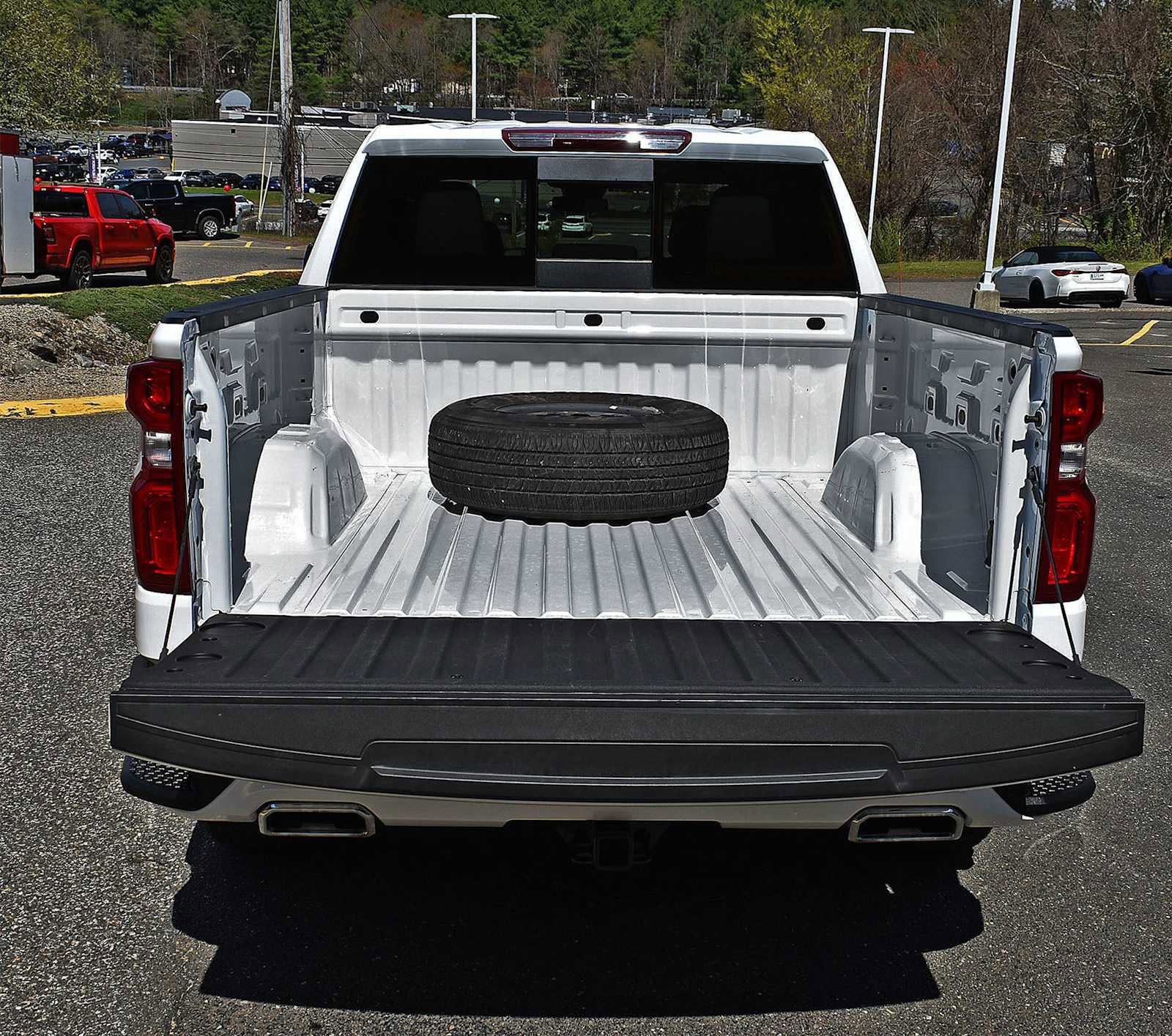 Used 2024 Chevrolet Silverado 1500 RST w/ True North Edition Plus AWD/4WD image 8