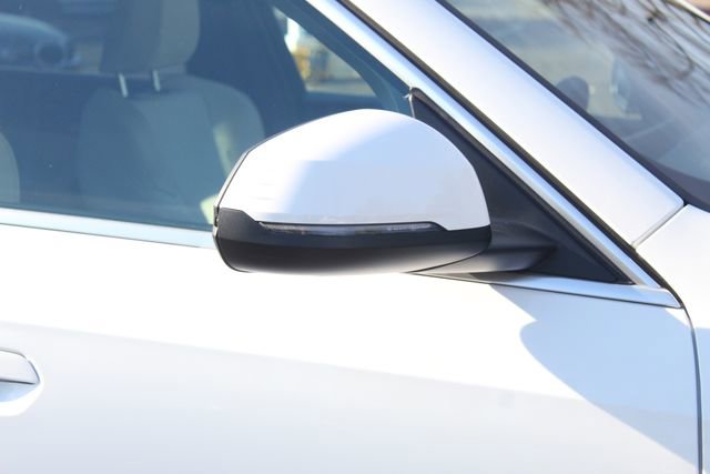 Used 2025 BMW X1 xDrive28i w/ Convenience Package image 12