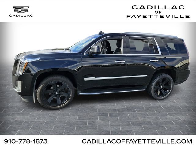 Used 2019 Cadillac Escalade Luxury AWD/4WD image 1