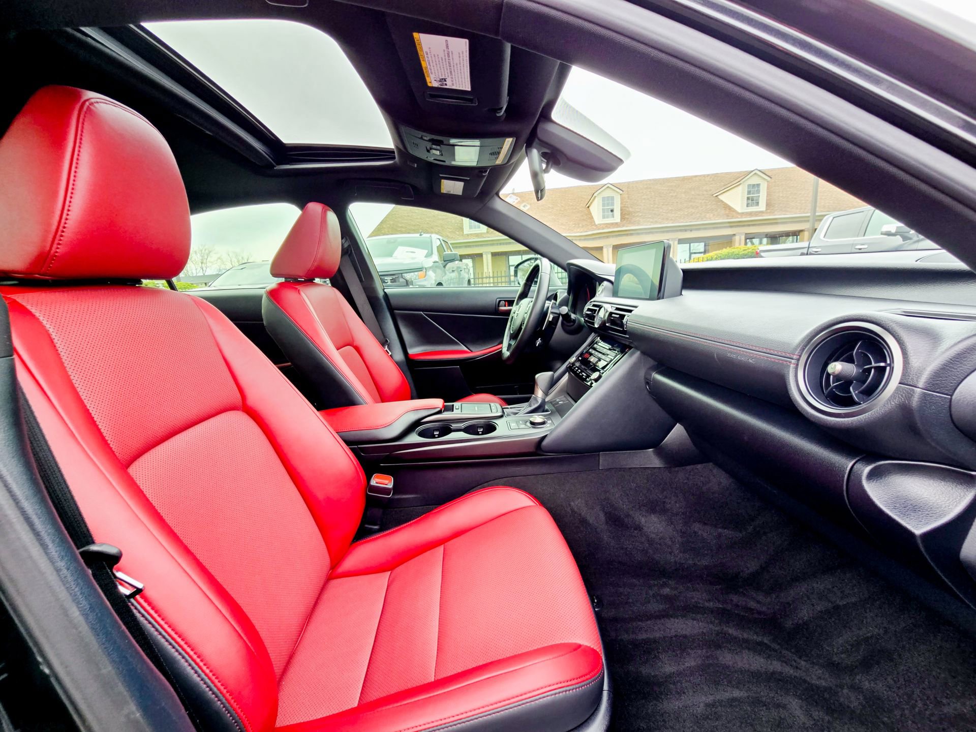 Used 2025 Lexus IS 350 F Sport image 27