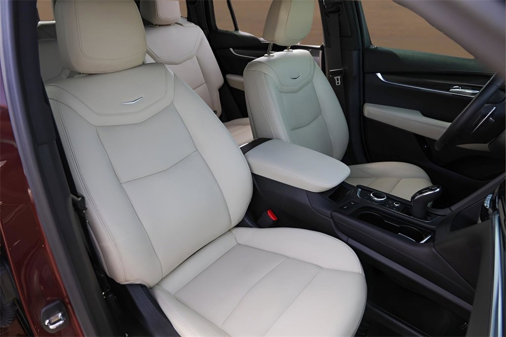 Certified 2023 Cadillac XT6 Sport image 33