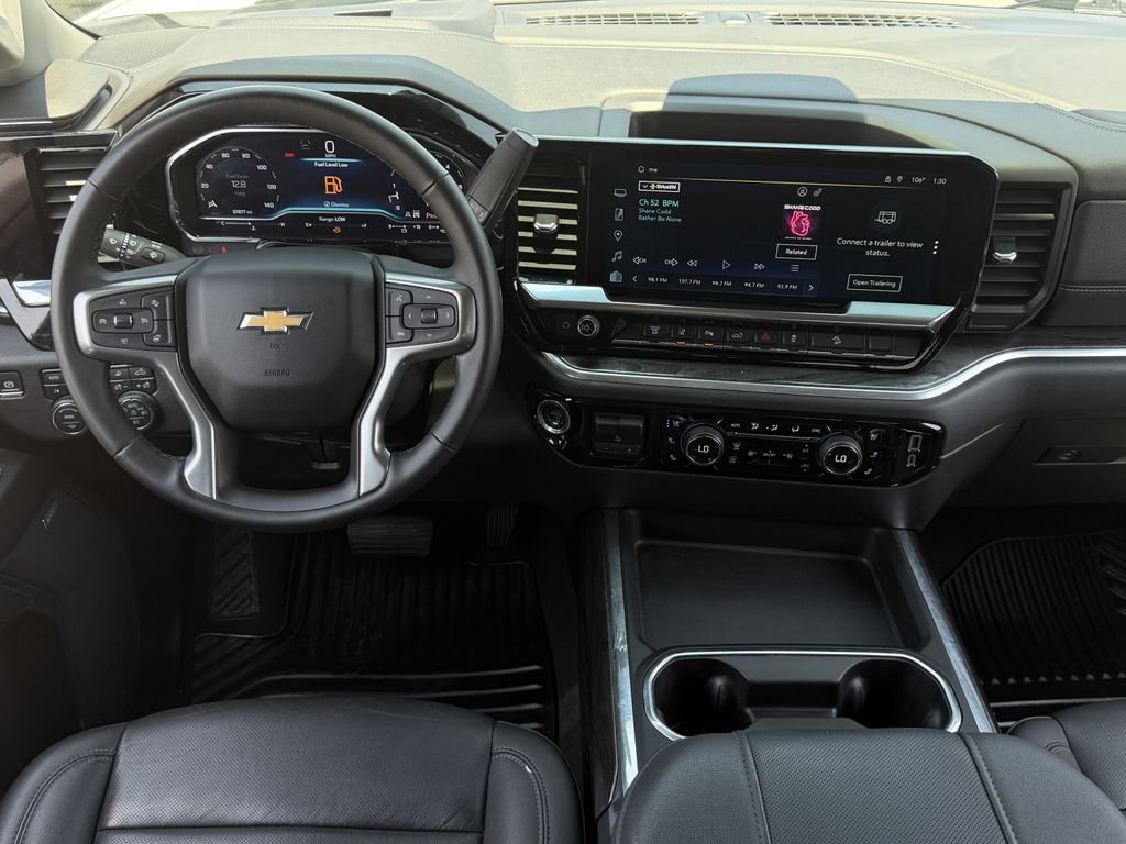 Used 2024 Chevrolet Silverado 2500 LTZ w/ LTZ Convenience Package AWD/4WD image 15