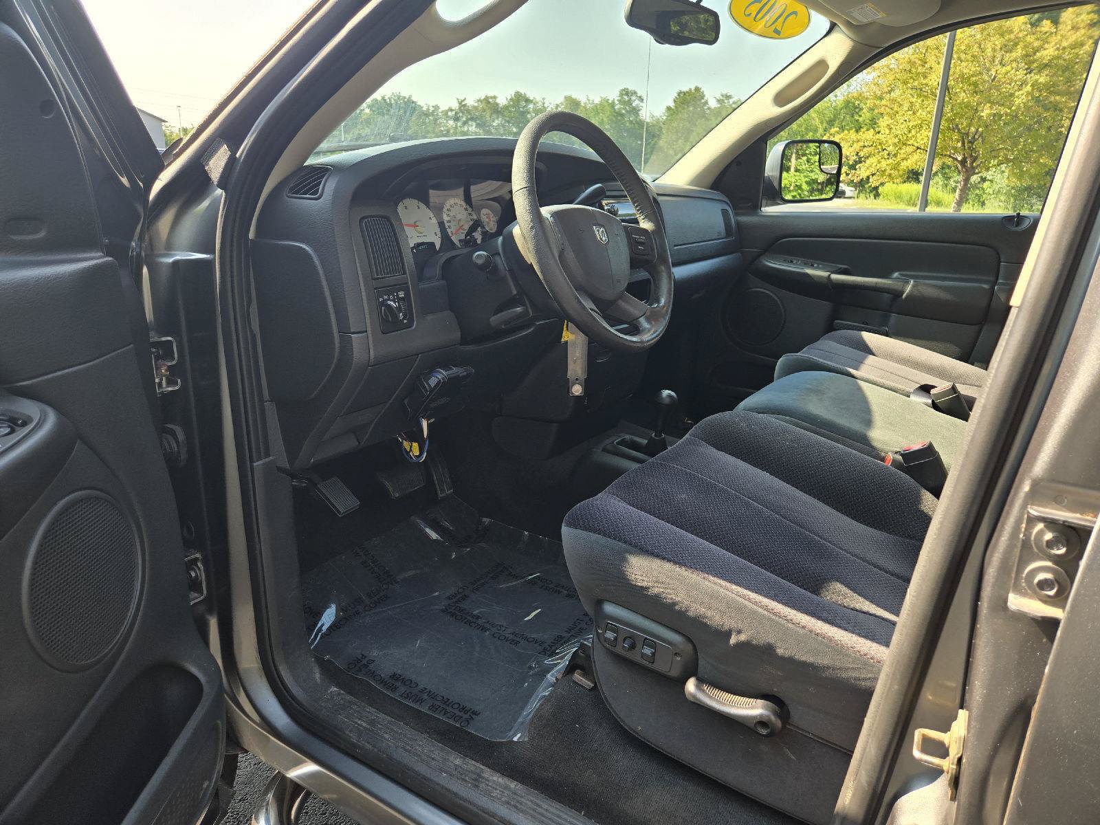 Used 2005 Dodge Ram 2500 Truck SLT w/ Quad Cab Big Horn Value Group AWD/4WD image 11
