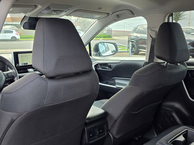 Used 2025 Toyota RAV4 LE FWD image 19