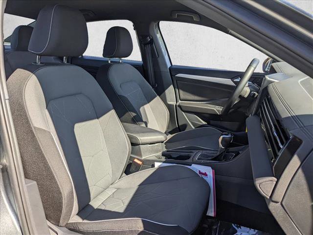 Used 2025 Volkswagen Jetta Sport image 19