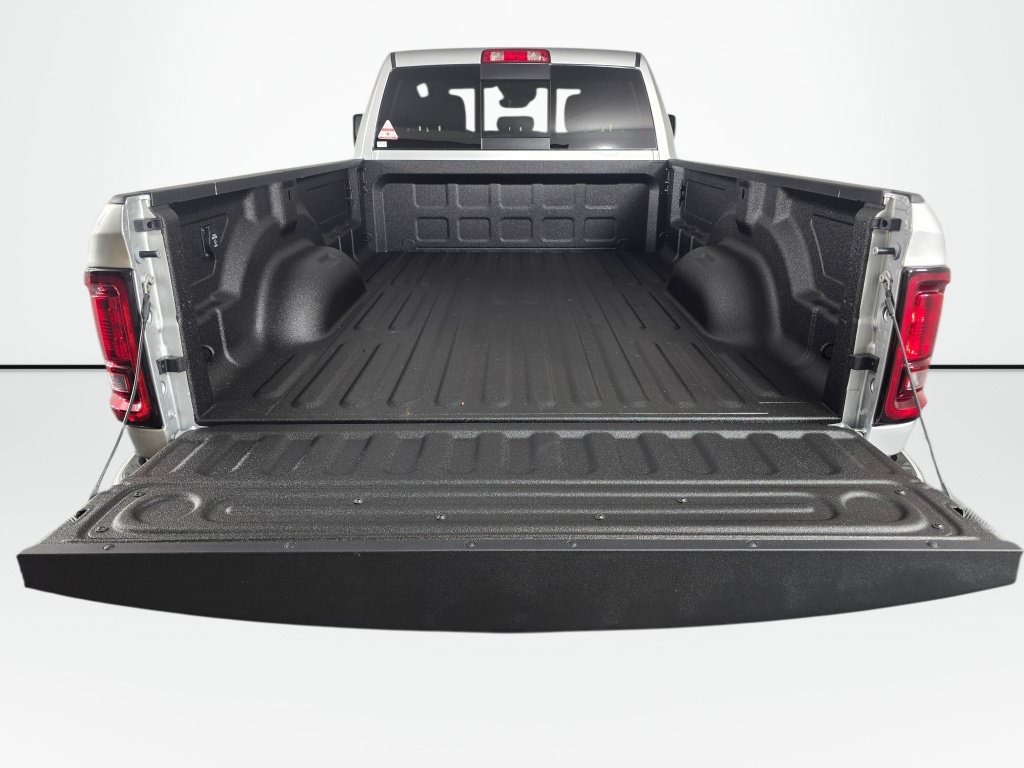 New 2026 RAM 2500 Tradesman AWD/4WD image 17