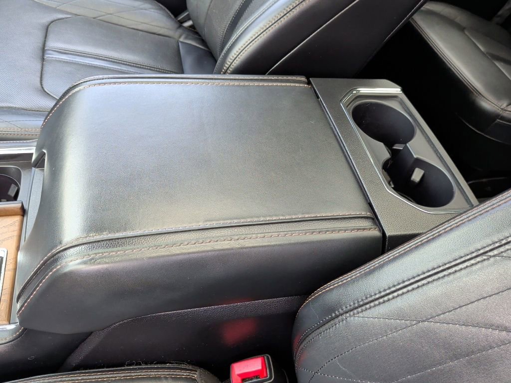 Used 2019 Ford Expedition Platinum image 37