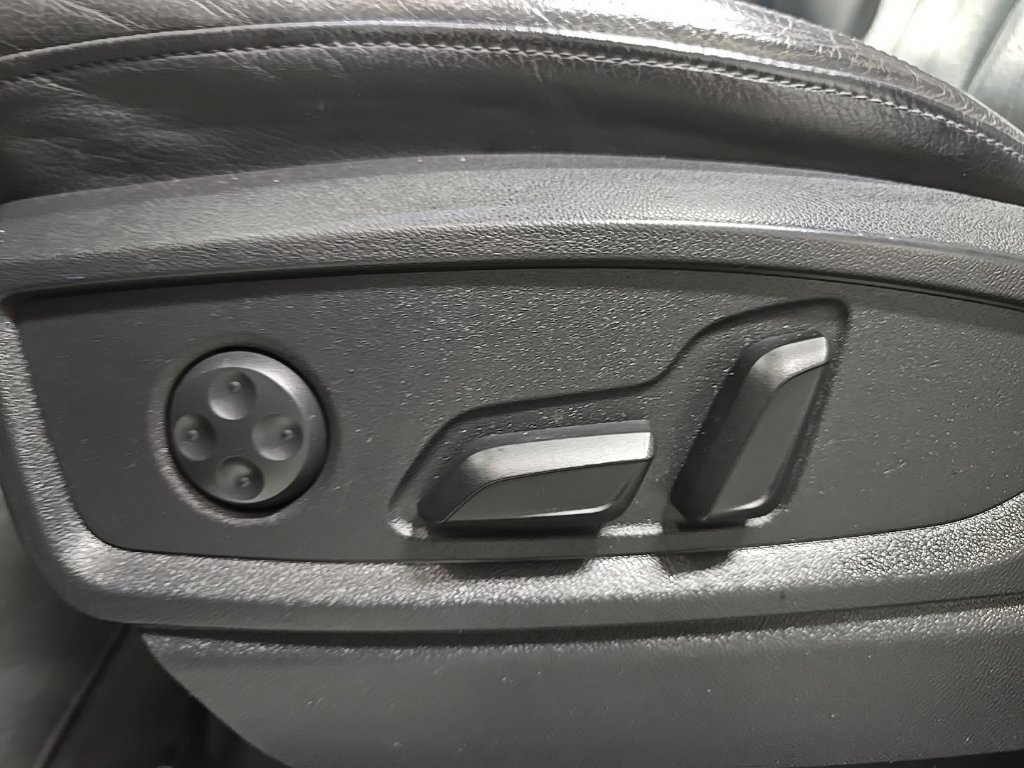 Used 2018 Audi Q5 2.0T Premium w/ Convenience Package AWD/4WD image 32