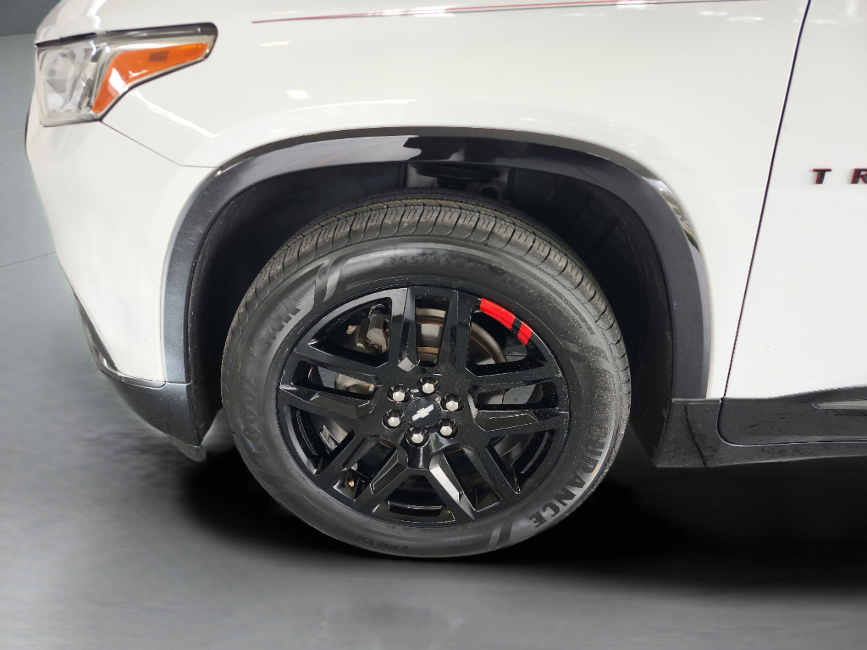 Used 2018 Chevrolet Traverse Premier w/ Redline Edition FWD image 29