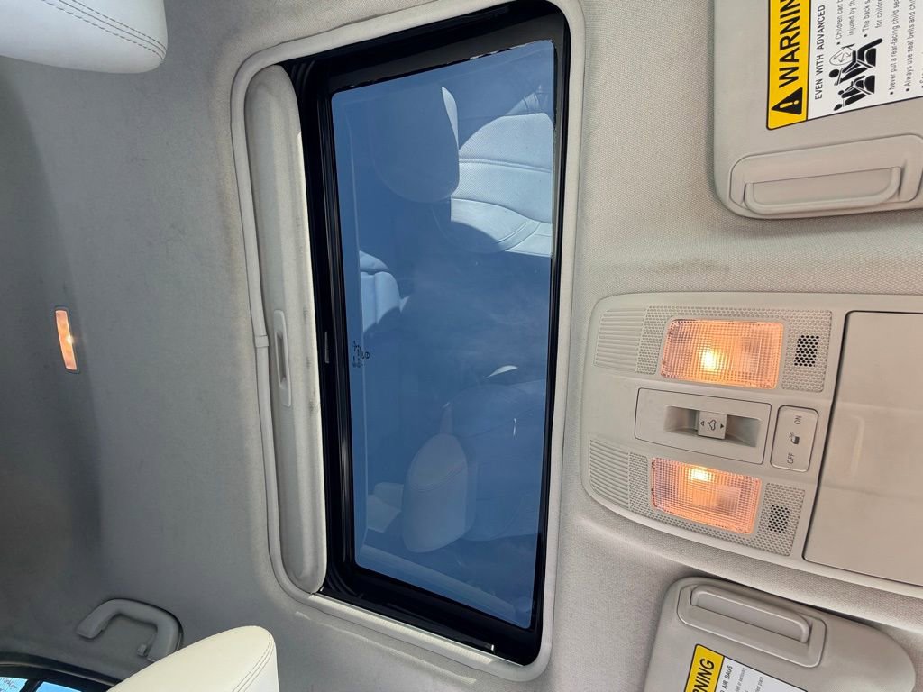 Used 2018 MAZDA MAZDA3 Grand Touring image 12