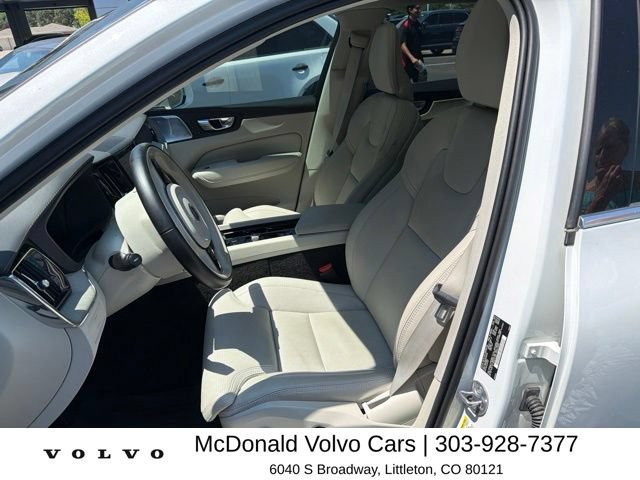 Used 2023 Volvo XC60 B5 Ultimate w/ Climate Package AWD/4WD image 7