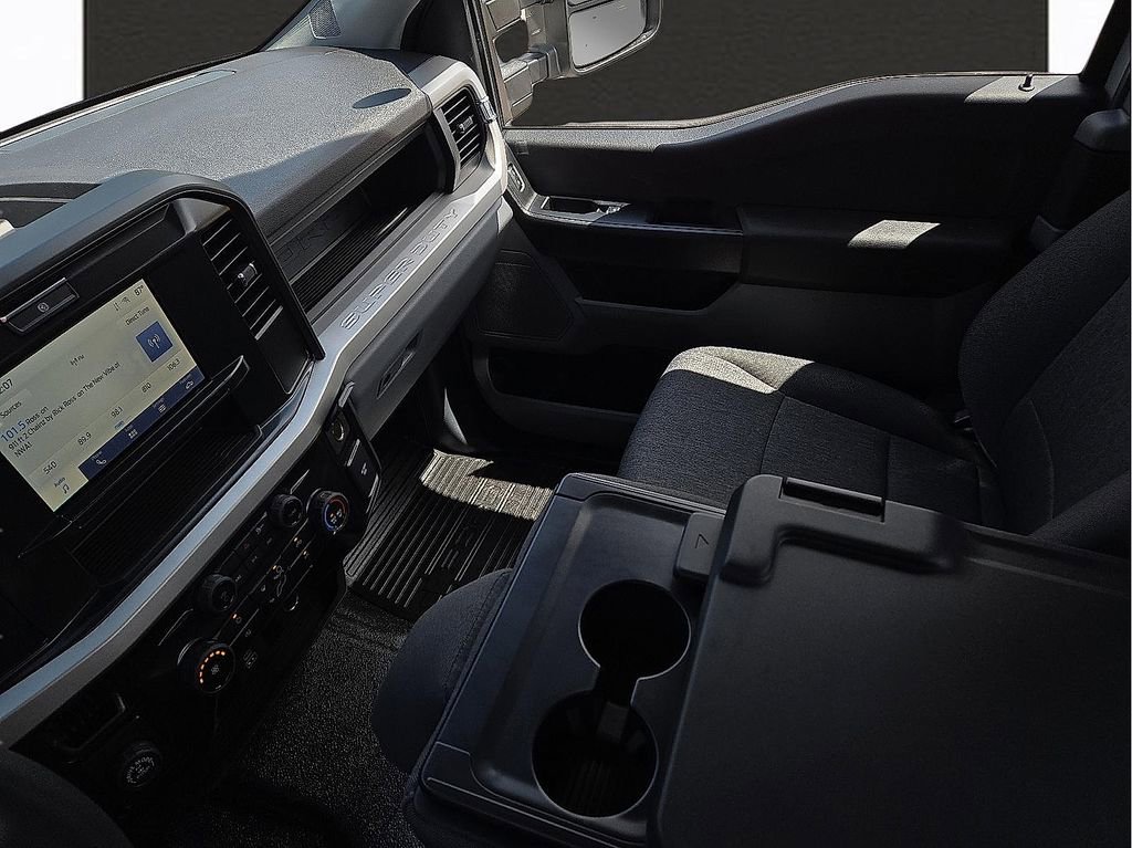New 2025 Ford F250 XL image 20