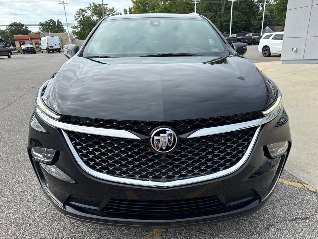 Used 2022 Buick Enclave Avenir w/ Avenir Technology Package AWD/4WD image 12