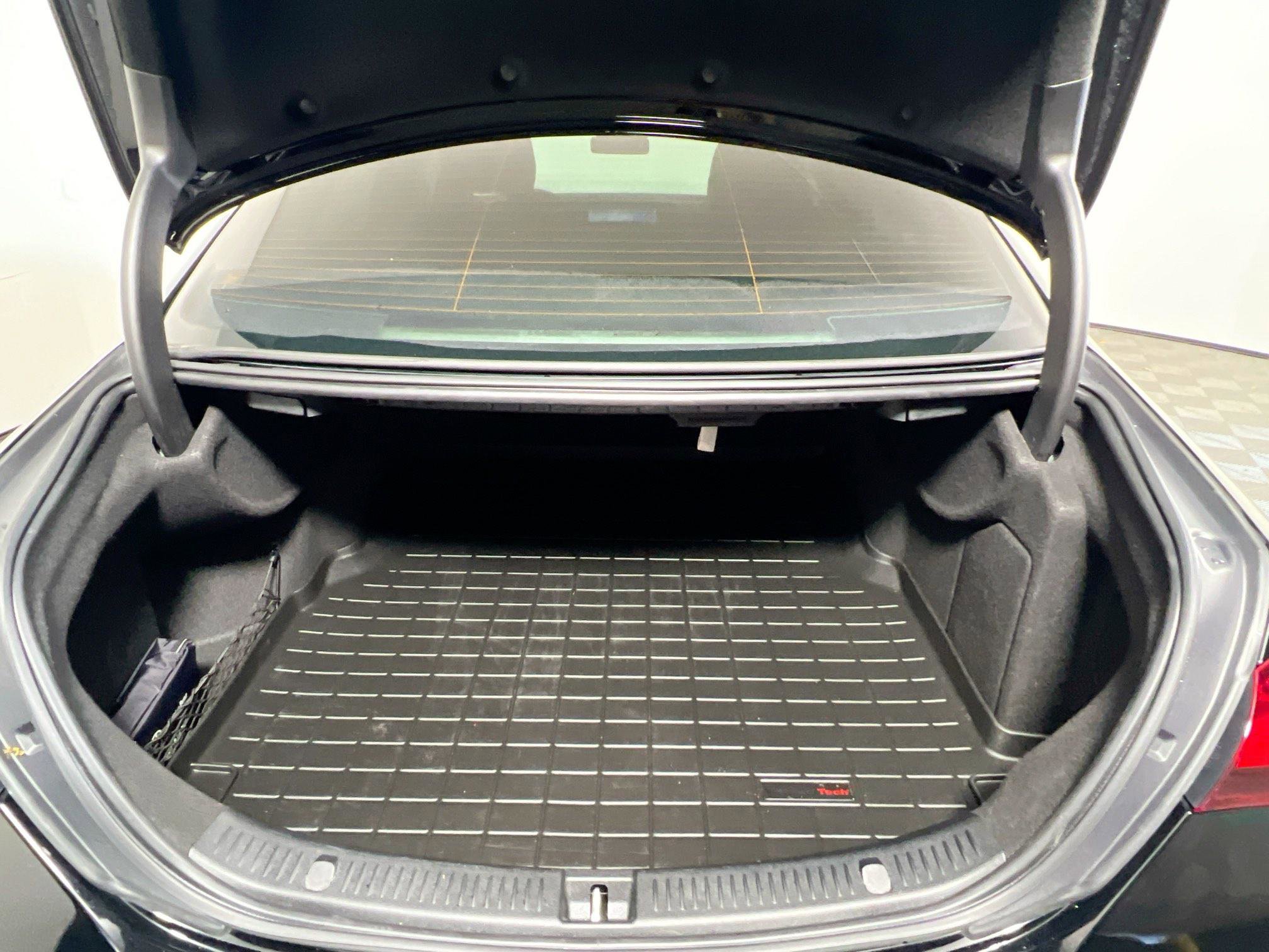 Used 2022 Mercedes-Benz E 350 Sedan image 34