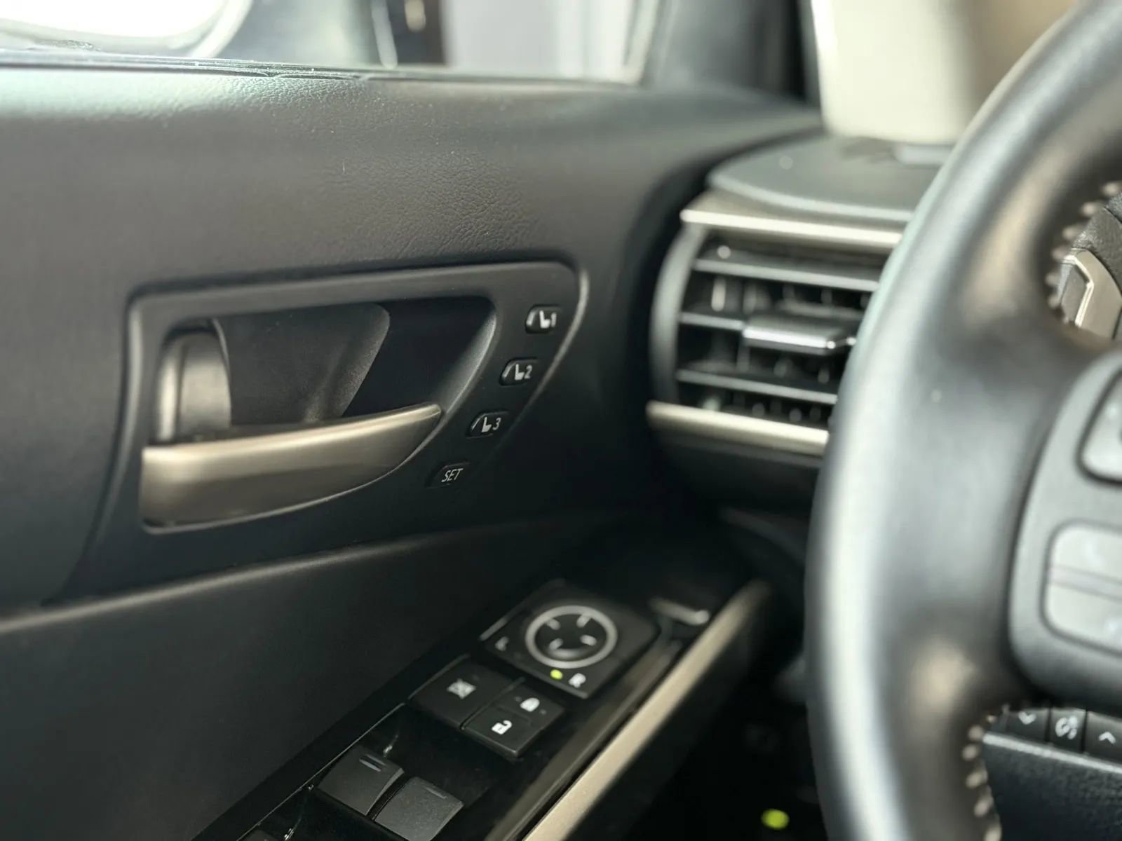 Used 2019 Lexus IS 300 Base image 25