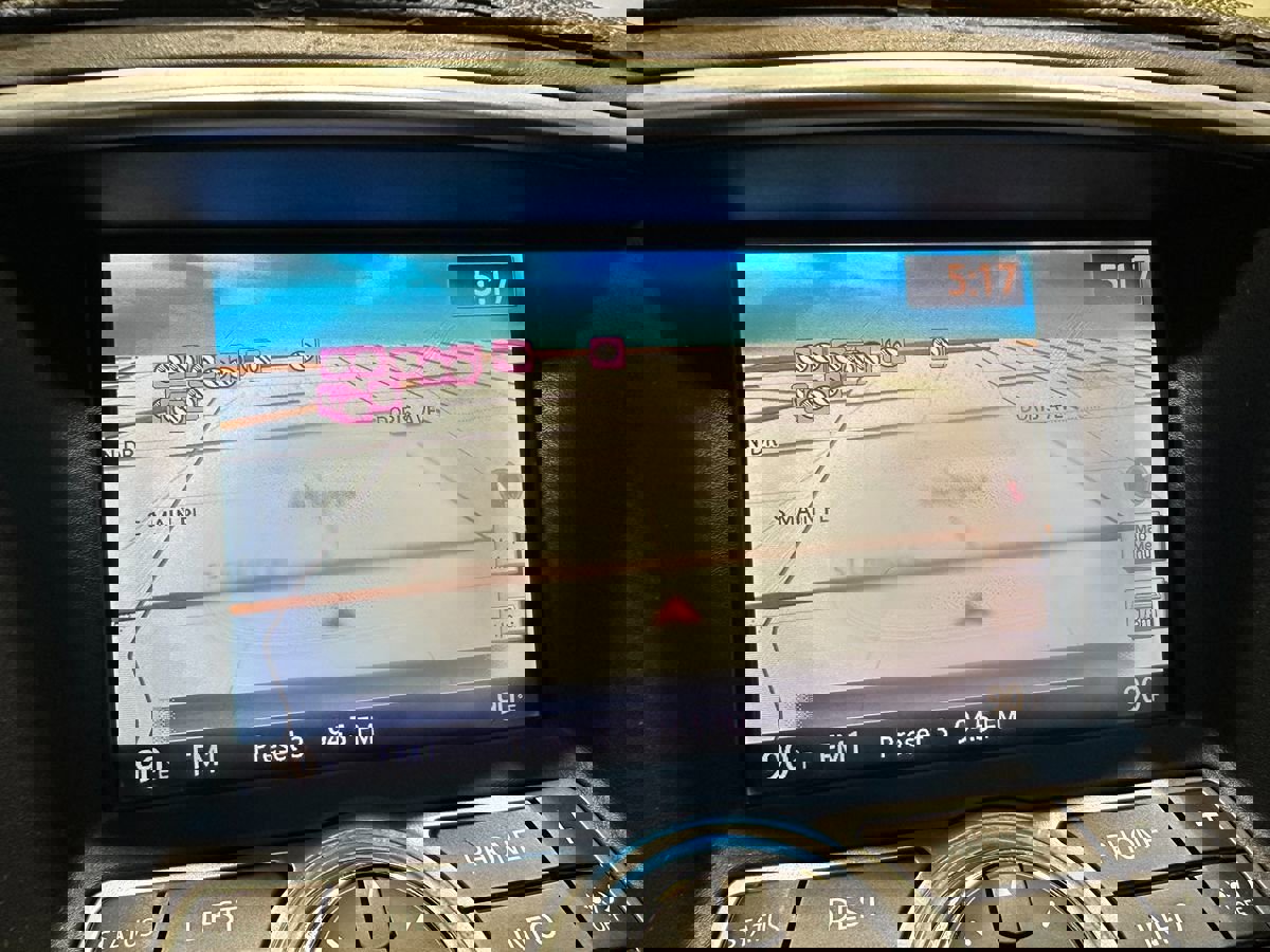 Used 2011 INFINITI G37 Sport image 26