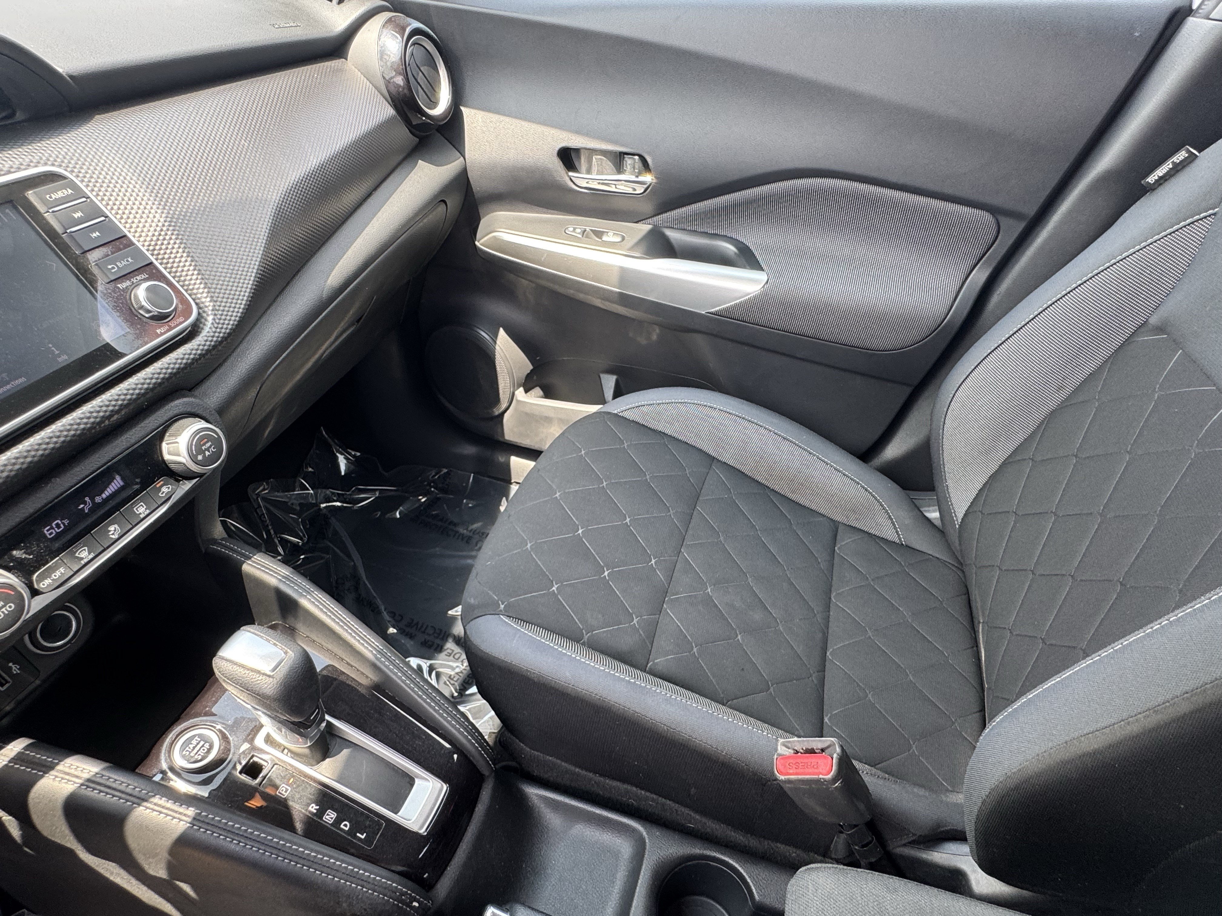 Used 2019 Nissan Kicks SV FWD image 29