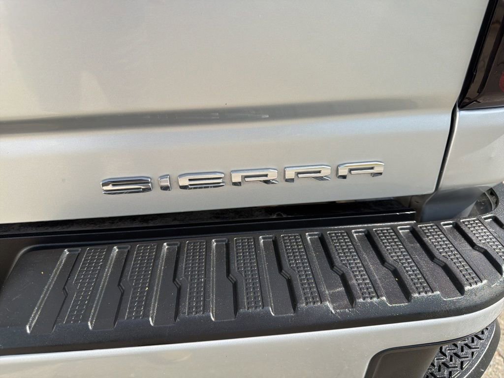Used 2023 GMC Sierra 3500 Denali AWD/4WD image 19