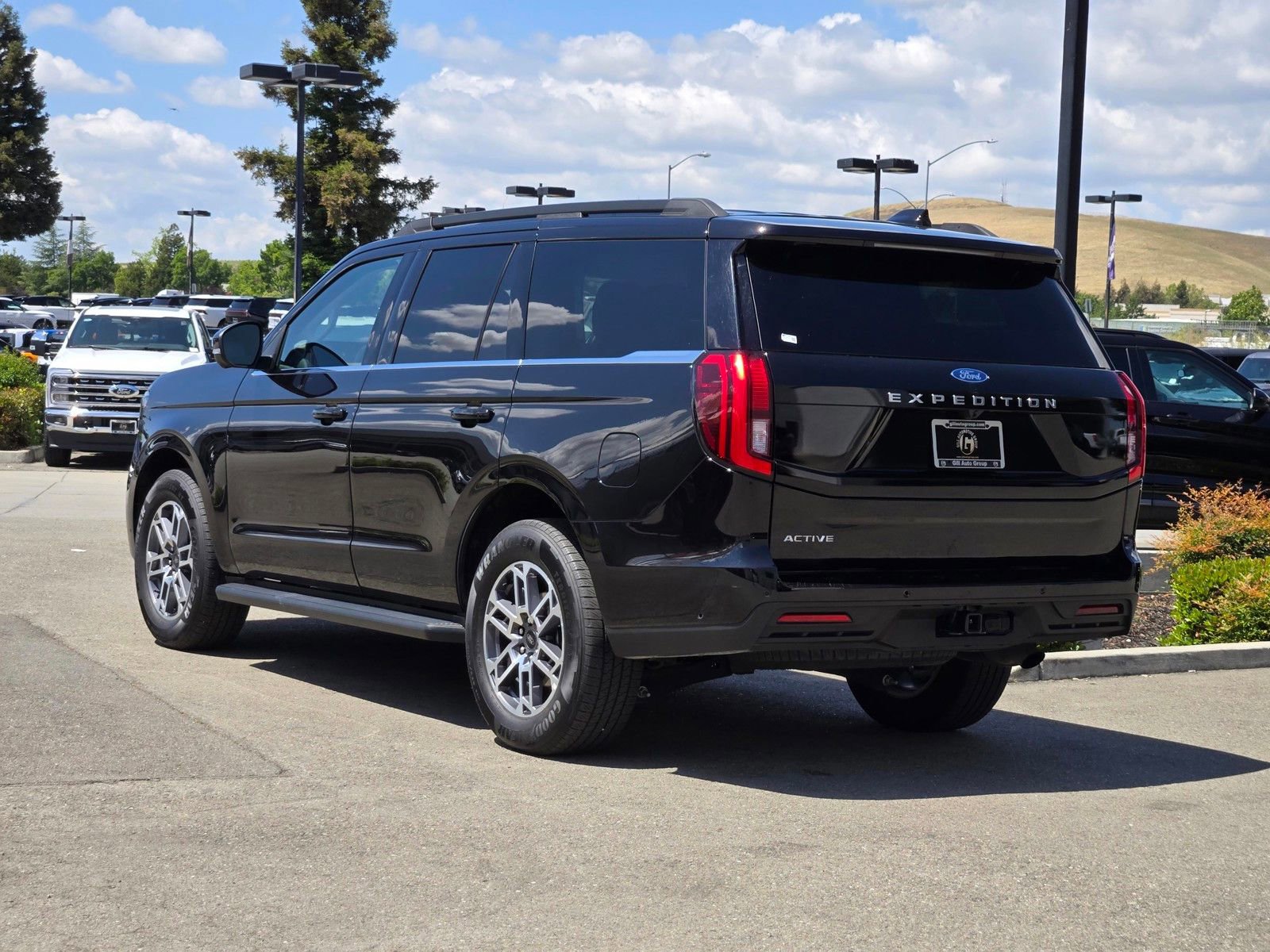 Certified 2025 Ford Expedition Active RWD image 6