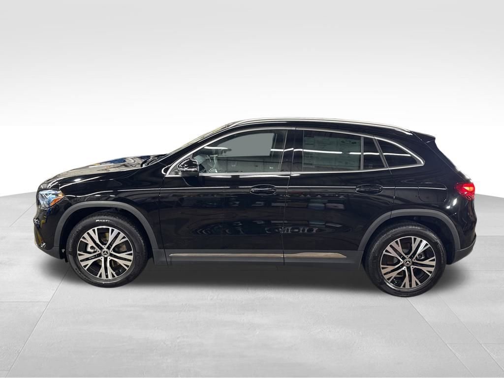 Used 2026 Mercedes-Benz GLA 250 4MATIC image 2