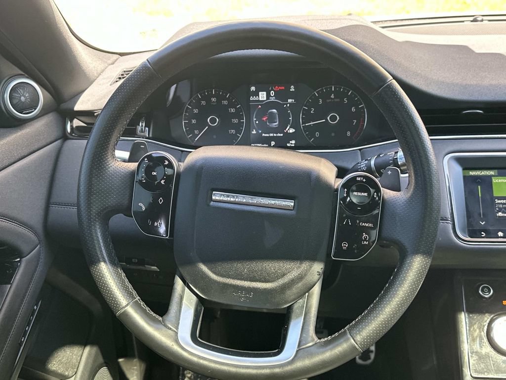 Used 2020 Land Rover Range Rover Evoque R-Dynamic S AWD/4WD image 21