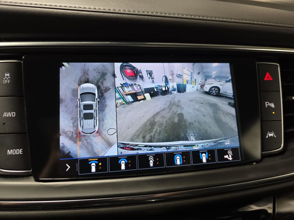 Used 2021 Buick Enclave Avenir w/ Avenir Technology Package image 26