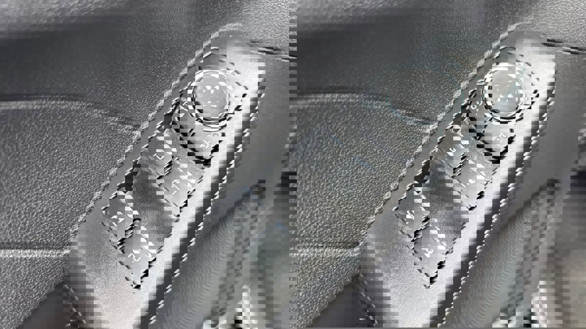 Used 2023 Ford Escape ST-Line image 19