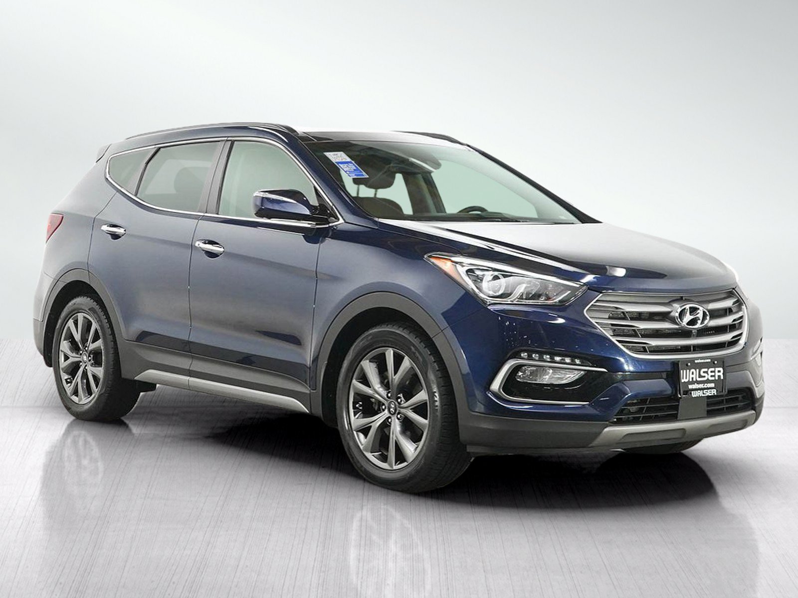 Used 2018 Hyundai Santa Fe Sport w/ 2.0T Ultimate Tech Package 05 AWD/4WD image 7