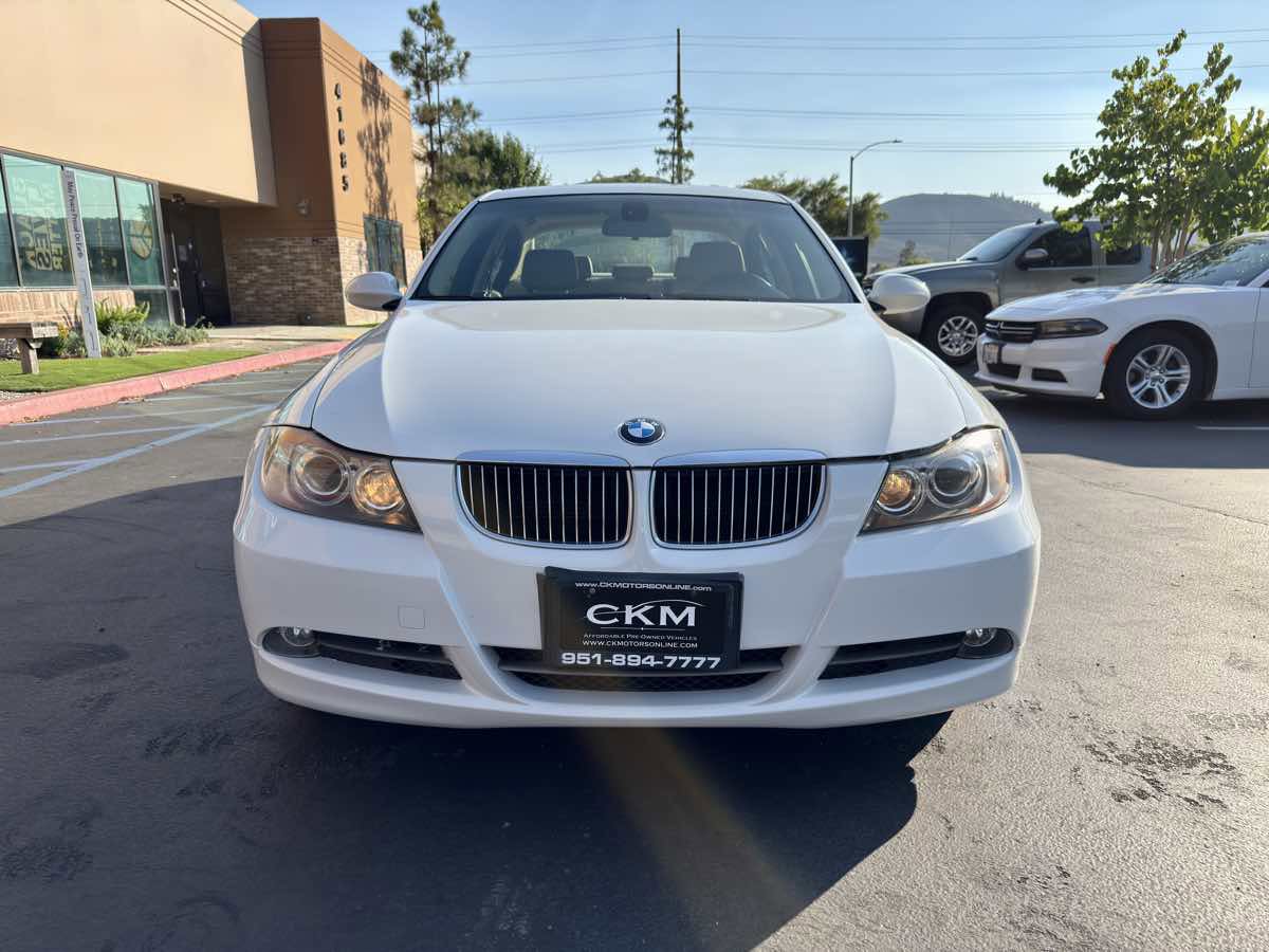 Used 2006 BMW 330i Sedan image 6