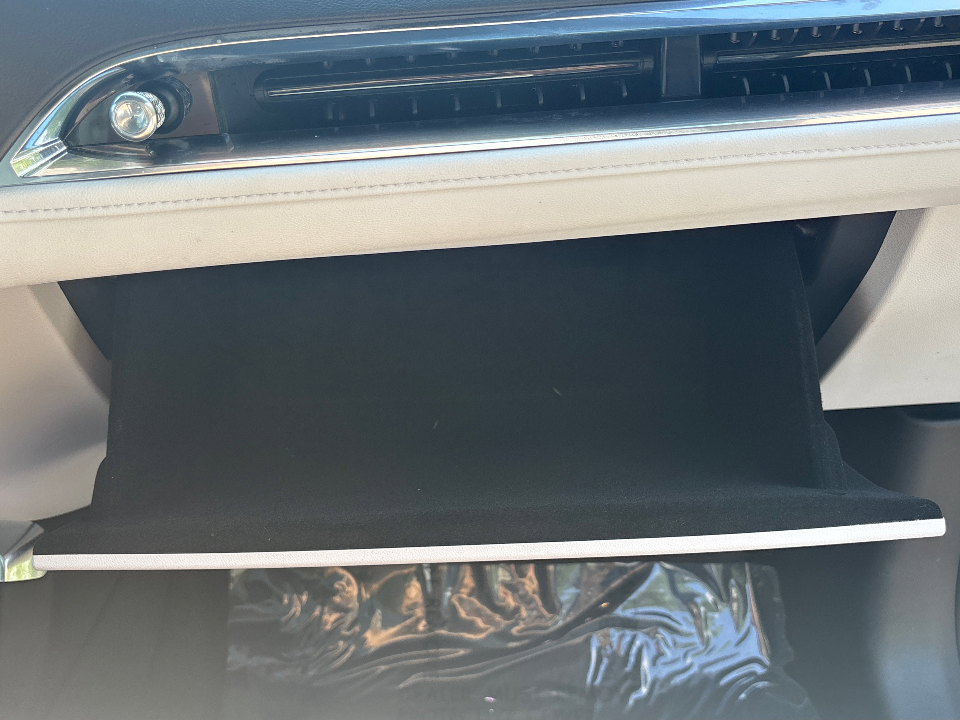 Used 2024 Cadillac Lyriq Luxury w/ LPO, Floor Liner Package image 52