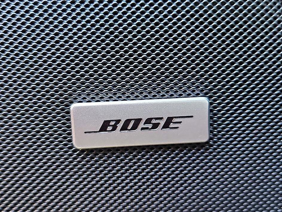 New 2026 Chevrolet Suburban High Country image 23