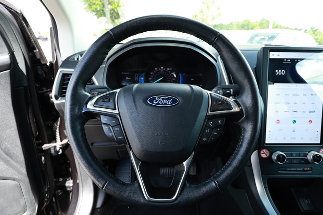 Used 2024 Ford Edge SEL AWD/4WD image 11