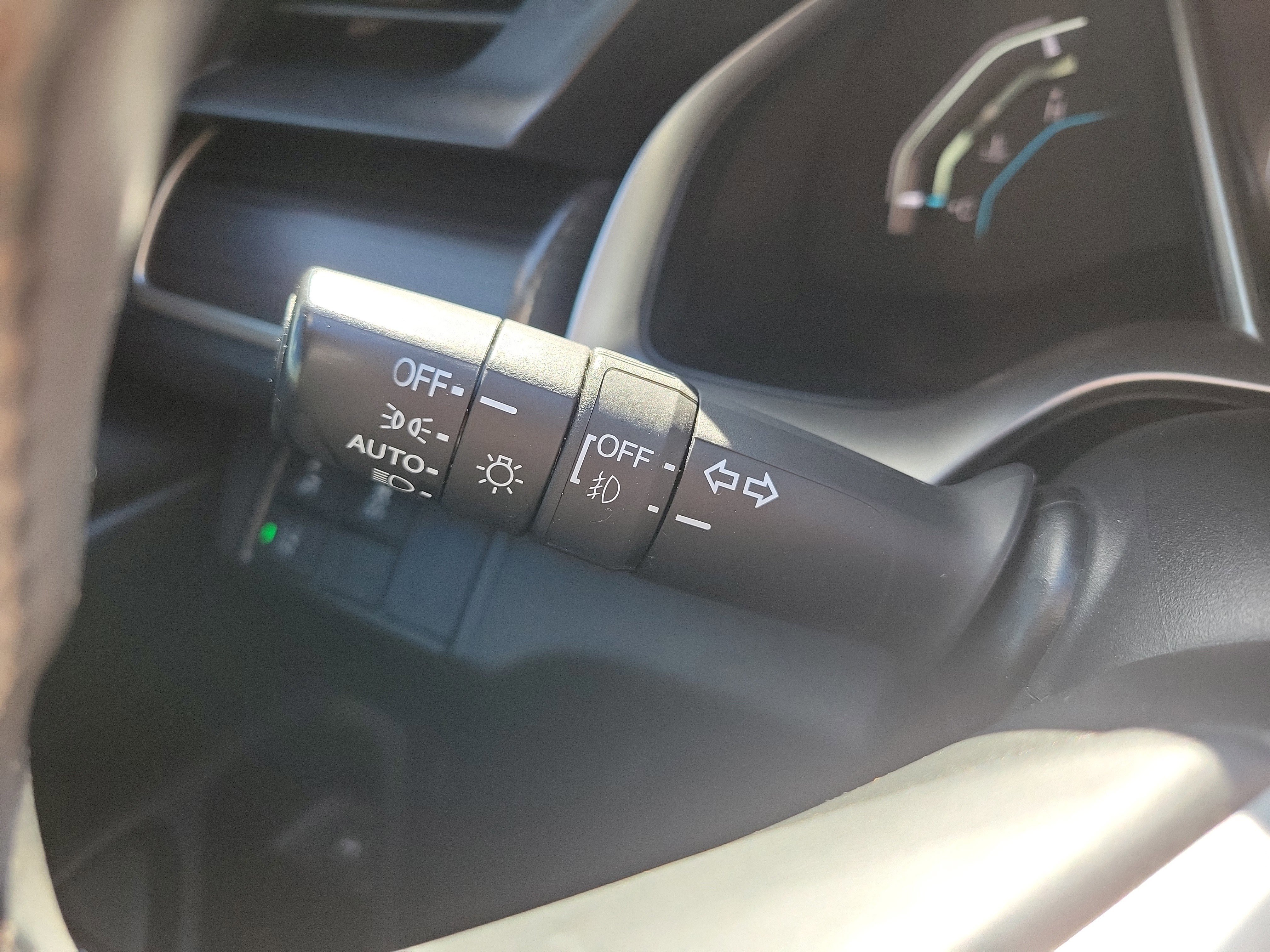 Certified 2021 Honda Civic EX-L image 27