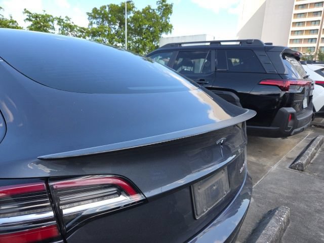 Used 2021 Tesla Model 3 Performance AWD/4WD image 9