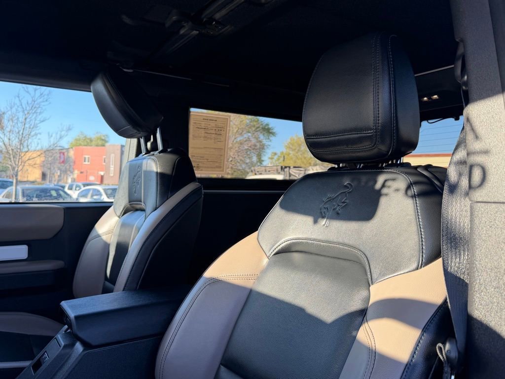 Used 2023 Ford Bronco Wildtrak image 17