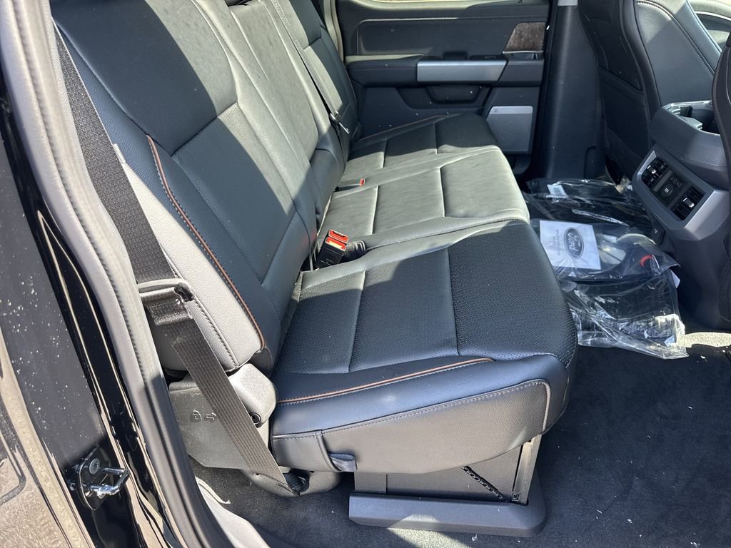 New 2026 Ford F350 Lariat w/ Black Appearance Package image 15