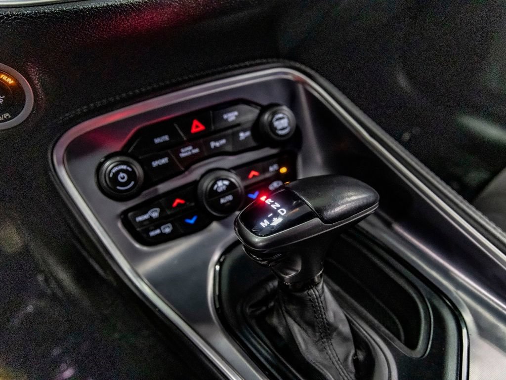 Used 2019 Dodge Challenger R/T RWD image 23