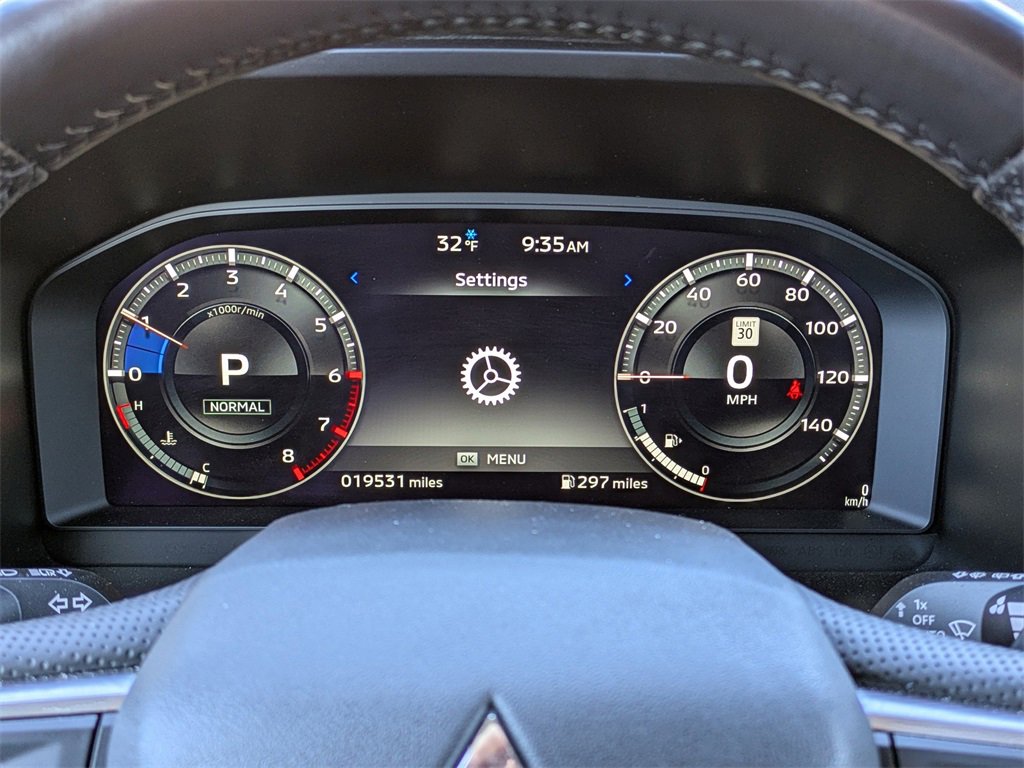 Used 2024 Mitsubishi Outlander SEL image 29