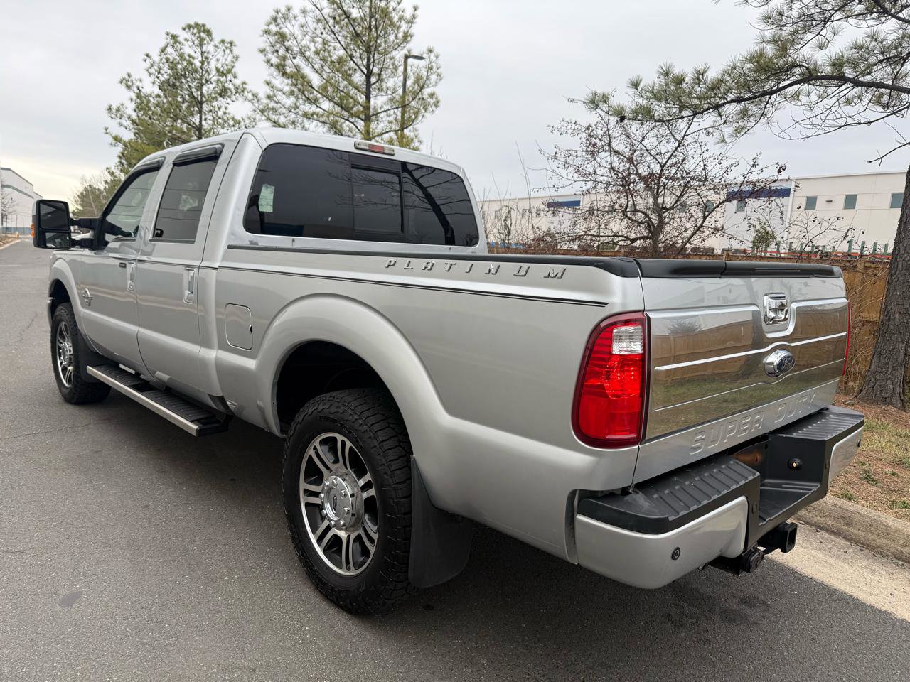 Used 2015 Ford F250 Platinum image 3