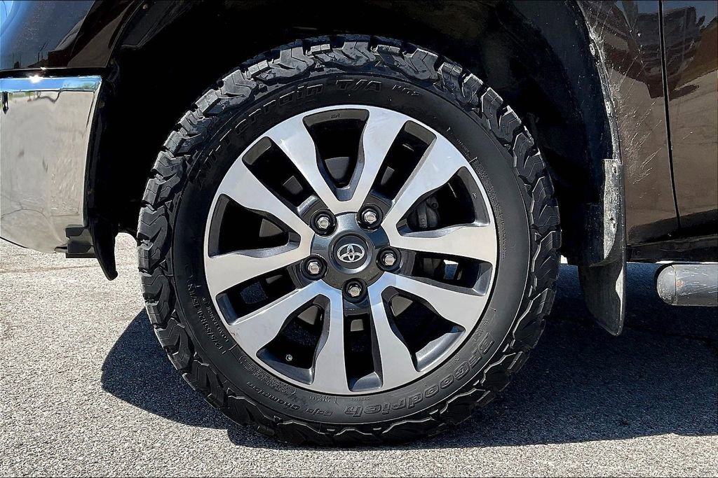Used 2019 Toyota Tundra Limited image 8
