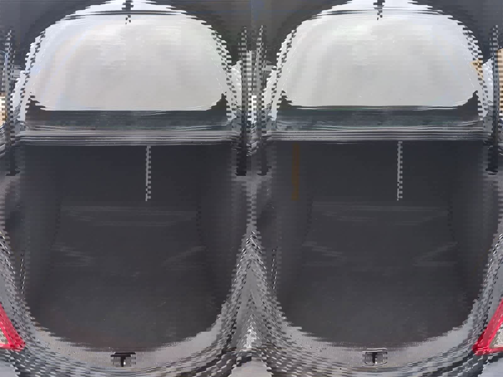 Used 2013 Buick Regal Premium image 31