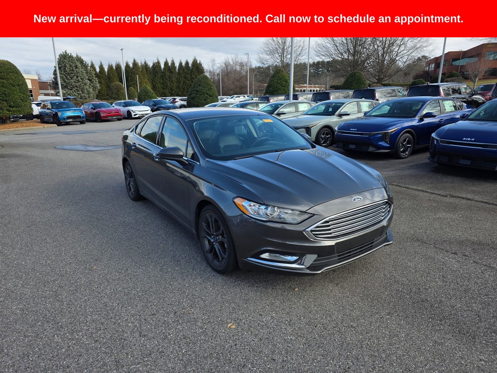 Used 2018 Ford Fusion SE w/ Equipment Group 201A image 7