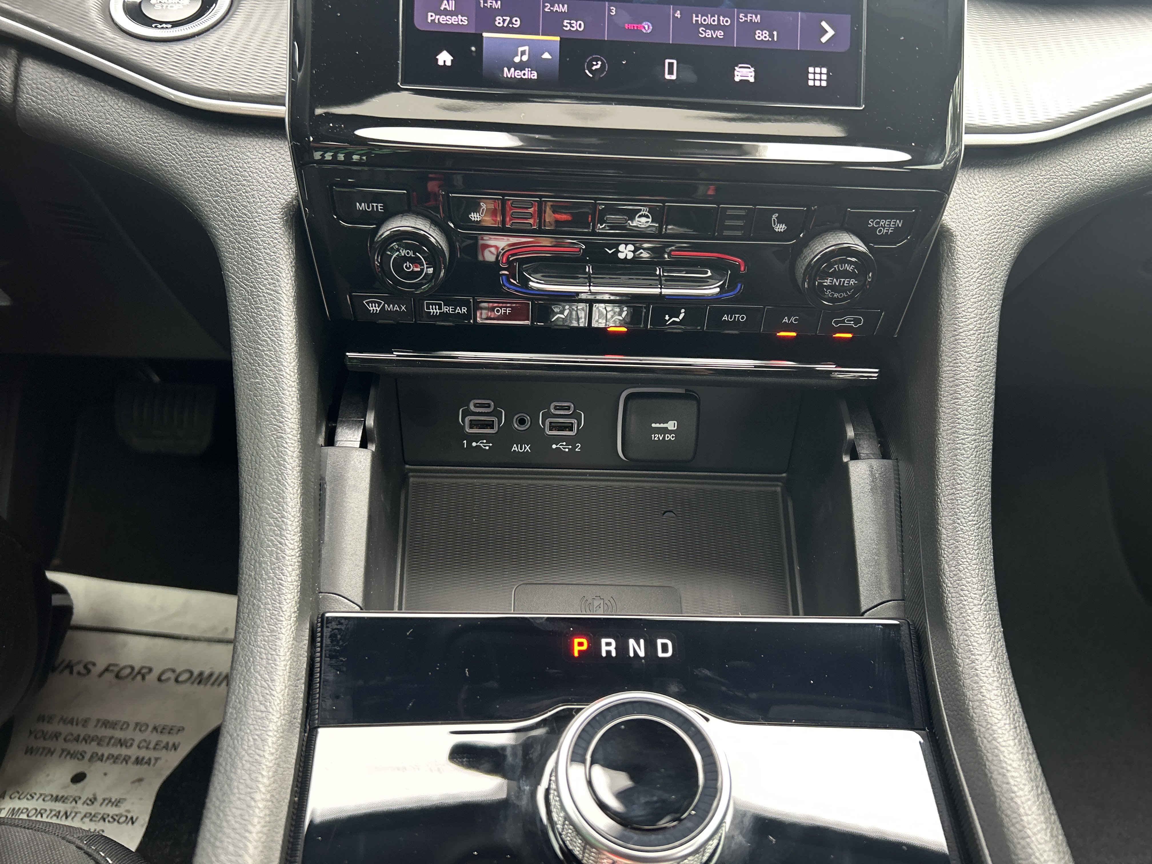 New 2025 Jeep Grand Cherokee L Laredo image 25