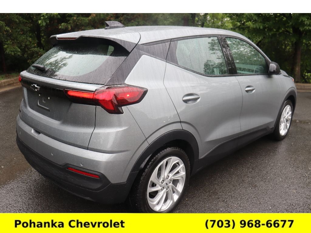 New 2027 Chevrolet Bolt LT FWD image 7