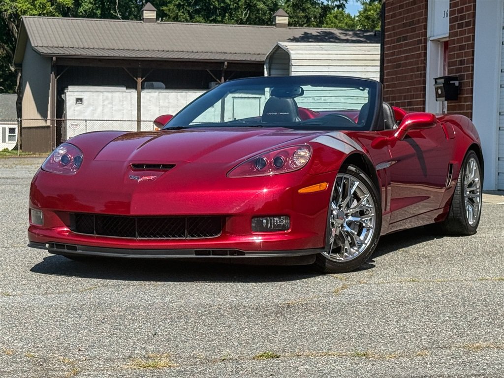 Used 2010 Chevrolet Corvette Grand Sport w/ Preferred Equipment Group RWD image 9