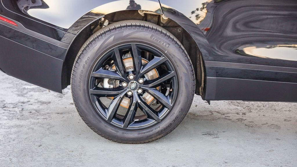 Used 2024 Land Rover Range Rover Velar S image 11